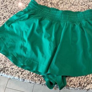 Lululemon shake it out shorts
